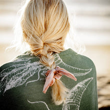 Load image into Gallery viewer, Velvet Scrunchie With a Bow - Gold